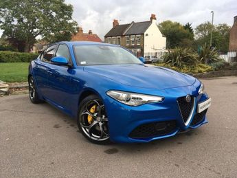 Alfa Romeo Giulia 2.0 TB VELOCE 4d 280 BHP