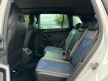 VOLKSWAGEN TIGUAN 2.0 TSI R SUV 5dr Petrol DSG 4Motion Euro 6 (s/s) (320 ps)