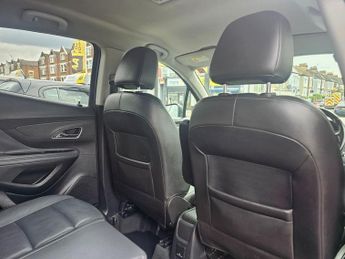 VAUXHALL MOKKA AUTOMATIC 1.4i Turbo SE SUV 5dr Petrol Auto 2WD Euro 6 (140 ps)