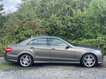 MERCEDES-BENZ E-CLASS 2.1 E220 CDI BlueEfficiency Sport Saloon 4dr Diesel G-Tronic+ Eu
