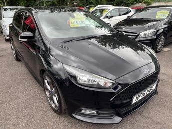 Ford Focus 2.0 TDCi ST-2 Hatchback 5dr Diesel Manual Euro 6 (s/s) (185 ps)