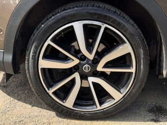 NISSAN QASHQAI 1.2 DIG-T Tekna SUV 5dr Petrol XTRON 2WD Euro 6 (s/s) (115 ps)