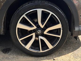 NISSAN QASHQAI 1.2 DIG-T Tekna SUV 5dr Petrol XTRON 2WD Euro 6 (s/s) (115 ps)