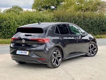 VOLKSWAGEN ID.3 Pro Performance 58kWh Family Hatchback 5dr Electric Auto (204 ps