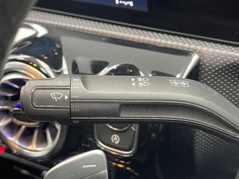 MERCEDES-BENZ A-CLASS 1.3 A180 AMG Line Edition (Executive) Saloon 4dr Petrol 7G-DCT E