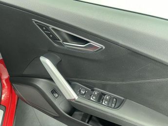 AUDI SQ2 2.0 TFSI SUV 5dr Petrol S Tronic quattro Euro 6 (s/s) (300 ps)