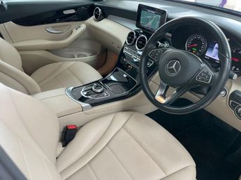 MERCEDES-BENZ GLC 2.1 GLC220d Urban Edition SUV 5dr Diesel G-Tronic+ 4MATIC Euro 6