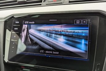 VOLKSWAGEN PASSAT 1.4 TSI 13kWh GTE Advance Estate 5dr Petrol Plug-in Hybrid DSG E