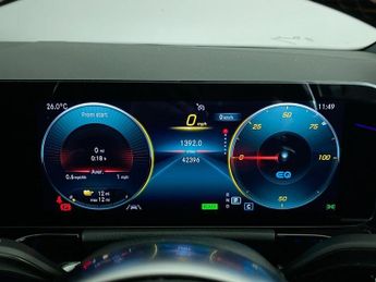 MERCEDES-BENZ EQA EQA 350 66.5kWh AMG Line SUV 5dr Electric Auto 4MATIC (292 ps)