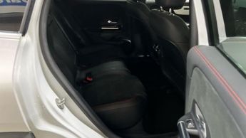 MERCEDES-BENZ EQA EQA 350 66.5kWh AMG Line SUV 5dr Electric Auto 4MATIC (292 ps)