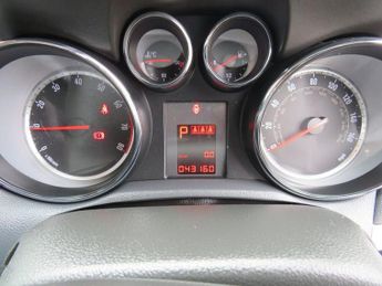 VAUXHALL MOKKA 1.4T SE SUV 5dr Petrol Auto 2WD Euro 5 (140 ps)
