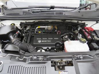 VAUXHALL MOKKA 1.4T SE SUV 5dr Petrol Auto 2WD Euro 5 (140 ps)