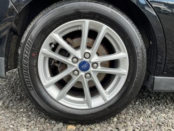 FORD C-MAX 1.5T EcoBoost Zetec MPV 5dr Petrol Auto Euro 6 (s/s) (150 ps)