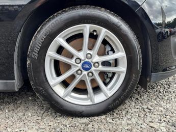 FORD C-MAX 1.5T EcoBoost Zetec MPV 5dr Petrol Auto Euro 6 (s/s) (150 ps)
