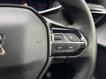 PEUGEOT 208 1.2 PureTech Allure Premium Hatchback 5dr Petrol Manual Euro 6 (