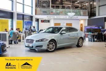 Jaguar XF 3.0d V6 Luxury Saloon 4dr Diesel Auto Euro 5 (s/s) (240 ps)