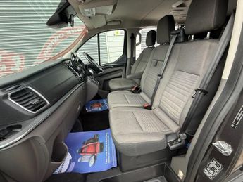 FORD TOURNEO CUSTOM 2.0 320 EcoBlue Titanium Minibus Double Cab 5dr Diesel Auto L2 E