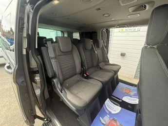 FORD TOURNEO CUSTOM 2.0 320 EcoBlue Titanium Minibus Double Cab 5dr Diesel Auto L2 E