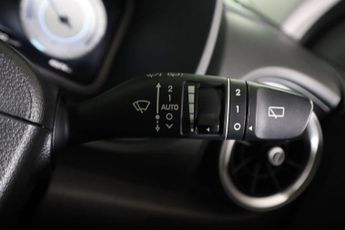 HYUNDAI KONA 64kWh Premium Auto 5dr (10.5kW Charger)