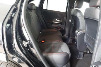 MERCEDES-BENZ GLA 1.3 GLA200 AMG Line (Premium) 7G-DCT Euro 6 (s/s) 5dr