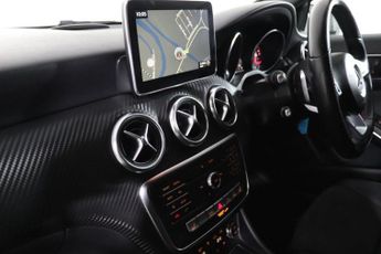 MERCEDES-BENZ A-CLASS 2.1 A220d AMG Line (Executive) Hatchback 5dr Diesel 7G-DCT Euro 