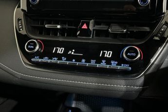 TOYOTA COROLLA 1.8 VVT-h GPF Design Touring Sports 5dr Petrol Hybrid CVT Euro 6