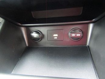 HYUNDAI KONA 1.6 h-GDi SE Connect SUV 5dr Petrol Hybrid DCT Euro 6 (s/s) (141