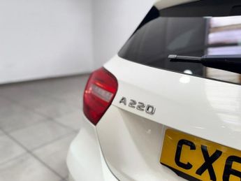 MERCEDES-BENZ A-CLASS 2.1 A220 CDI AMG Night Edition Hatchback 5dr Diesel 7G-DCT Euro 