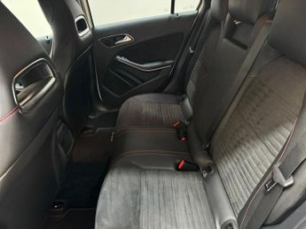 MERCEDES-BENZ A-CLASS 2.1 A220 CDI AMG Night Edition Hatchback 5dr Diesel 7G-DCT Euro 