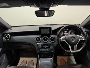 MERCEDES-BENZ A-CLASS 2.1 A220 CDI AMG Night Edition Hatchback 5dr Diesel 7G-DCT Euro 