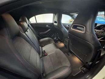 MERCEDES-BENZ A-CLASS 1.6 A180 AMG Line (Premium) Hatchback 5dr Petrol 7G-DCT Euro 6 (