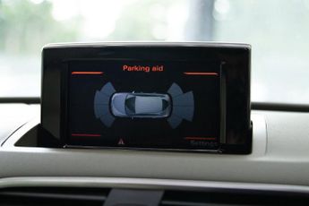 AUDI Q3 2.0 TDI SE SUV 5dr Diesel S Tronic quattro Euro 5 (s/s) (177 ps)