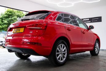 AUDI Q3 2.0 TDI SE SUV 5dr Diesel S Tronic quattro Euro 5 (s/s) (177 ps)