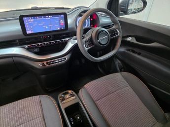 FIAT 500E 42kWh Icon Hatchback 3dr Electric Auto (118 ps)