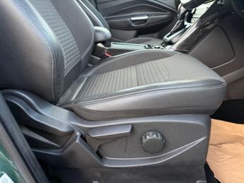 FORD KUGA 1.5T EcoBoost Titanium SUV 5dr Petrol Auto AWD Euro 6 (s/s) (182