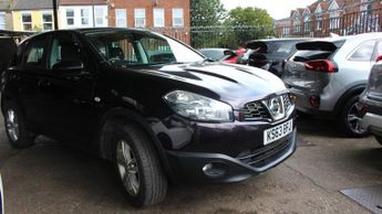 Nissan Qashqai 1.6 Acenta SUV 5dr Petrol CVT 2WD Euro 5 (117 ps)
