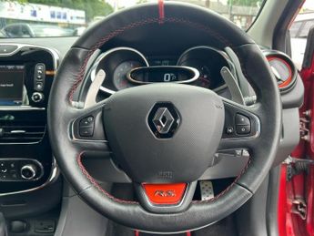 RENAULT CLIO 1.6 TCe Renaultsport Lux Hatchback 5dr Petrol EDC Euro 5 (200 ps