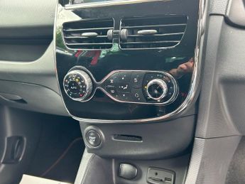RENAULT CLIO 1.6 TCe Renaultsport Lux Hatchback 5dr Petrol EDC Euro 5 (200 ps