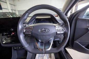 HYUNDAI IONIQ 38.3kWh Premium Hatchback 5dr Electric Auto (136 ps)