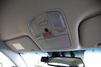 HYUNDAI IONIQ 38.3kWh Premium Hatchback 5dr Electric Auto (136 ps)