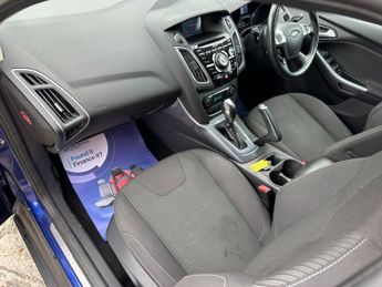 FORD FOCUS 1.6 Titanium Navigator Estate 5dr Petrol Powershift Euro 5 (125 