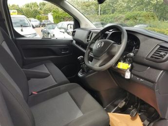 VAUXHALL VIVARO 1.5 Turbo D 2900 Prime Panel Van 6dr Diesel Manual L2 H1 Euro 6 