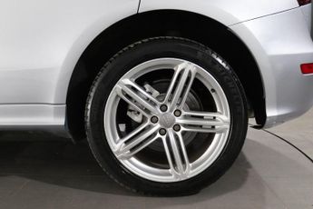 AUDI Q5 3.0 TDI V6 S line Plus SUV 5dr Diesel S Tronic quattro Euro 5 (s