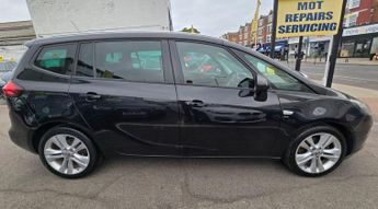 VAUXHALL ZAFIRA TOURER 7 SEATER 1.4i Turbo SRi MPV 5dr Petrol Manual Euro 6 (140 ps)