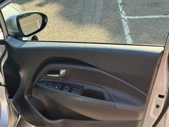 KIA RIO 1.4 2 Hatchback 5dr Petrol Auto Euro 6 (107 bhp)