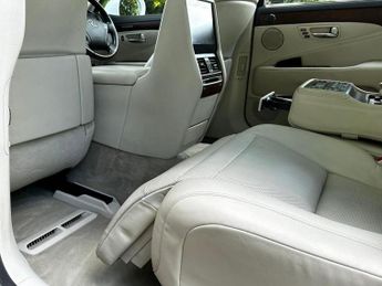 LEXUS LS 5.0 600h V8 L RSR Saloon 4dr Petrol Hybrid CVT 4WD Euro 5 (s/s) 