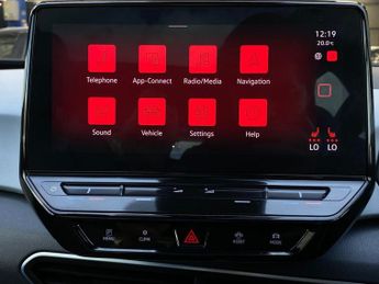 VOLKSWAGEN ID.3 Pro Performance 58kWh Style Hatchback 5dr Electric Auto (204 ps)