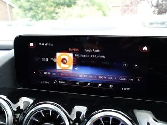 MERCEDES-BENZ EQA EQA 250+ 70.5kWh AMG Line (Premium Plus) SUV 5dr Electric Auto (