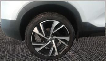 VOLVO XC40 2.0 B4 MHEV R-Design Pro SUV 5dr Petrol Hybrid Auto Euro 6 (s/s)