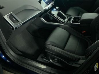JAGUAR I-PACE 400 90kWh R-Dynamic SE Black SUV 5dr Electric Auto 4WD (400 ps)